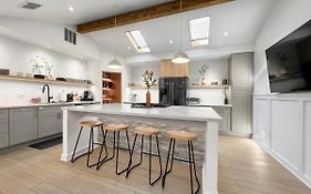 Open Airy Custom Designed Home - 2Kings - Sleeps 14