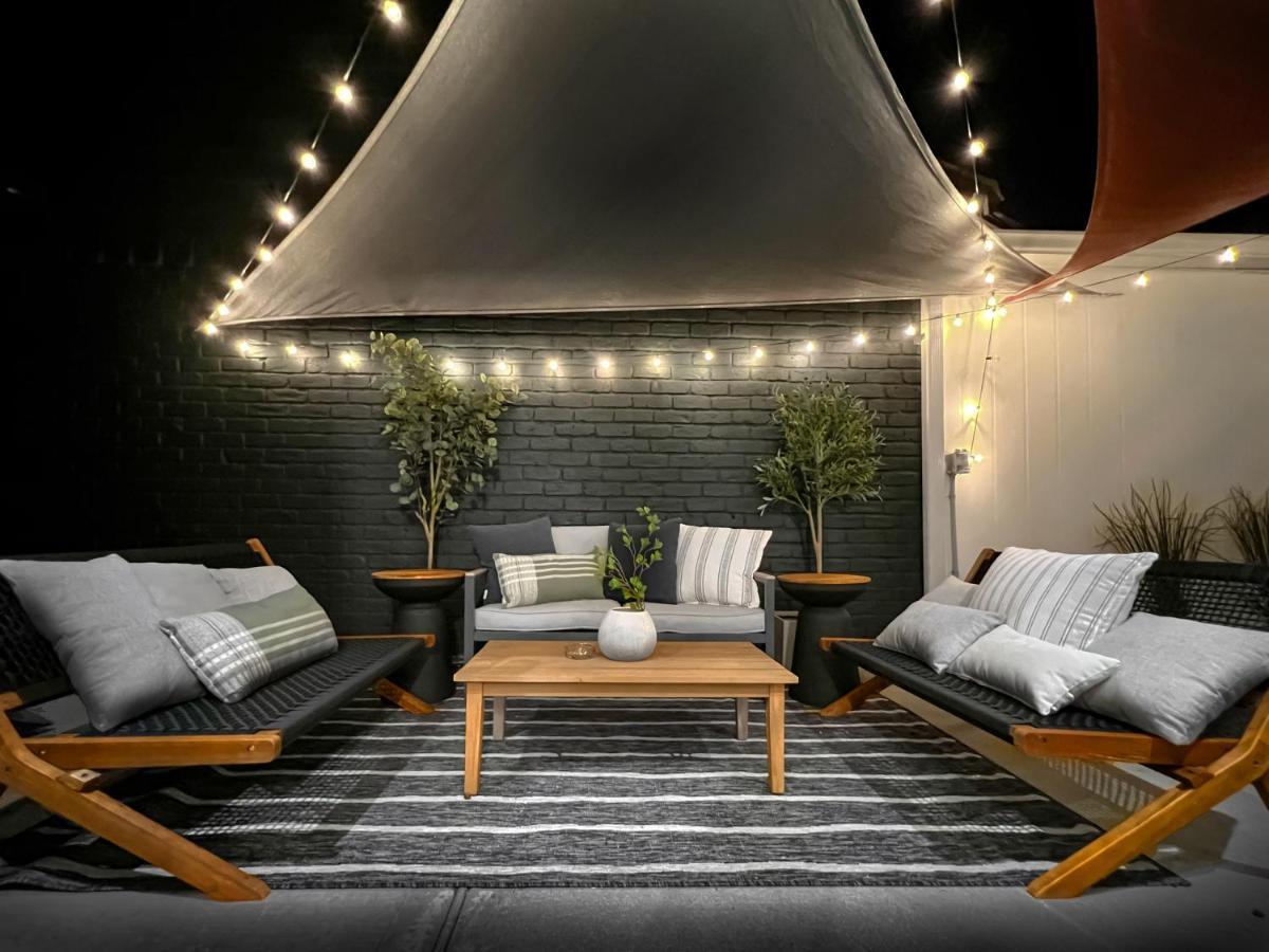 Open Airy Custom Designed Home - 2Kings - Sleeps 14 Houston Exterior photo